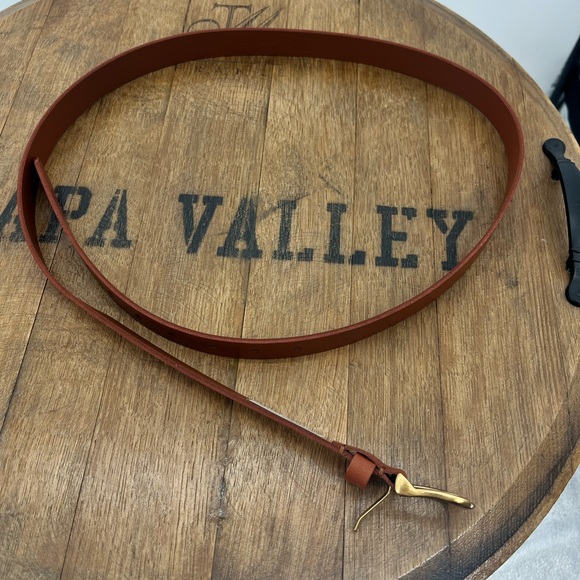 Frye leather belt. 1x-2x. NWT. - Picture 2 of 4